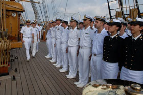nave scuola amerigo vespucci lavori vita a bordo